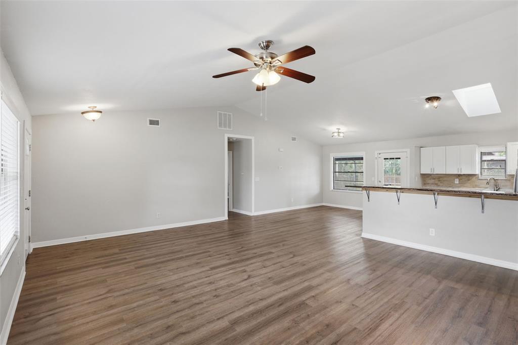 2009 Umbrella Tree Drive Edgewater, FL 32141 - Photo 23 of 40