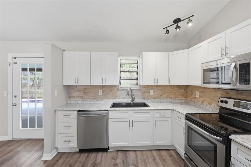 2009 Umbrella Tree Drive Edgewater, FL 32141 - Photo 25 of 44