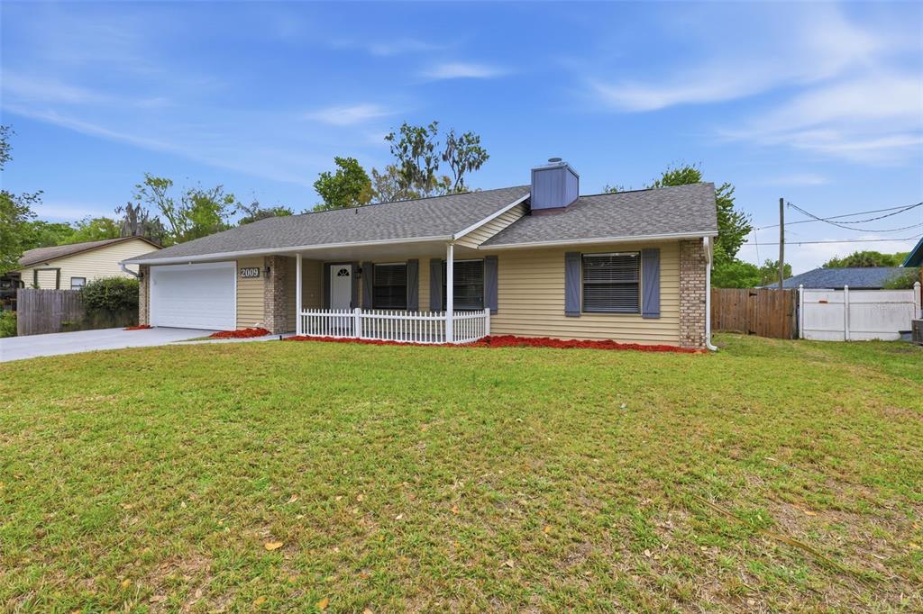 2009 Umbrella Tree Drive Edgewater, FL 32141 - Photo 3 of 40