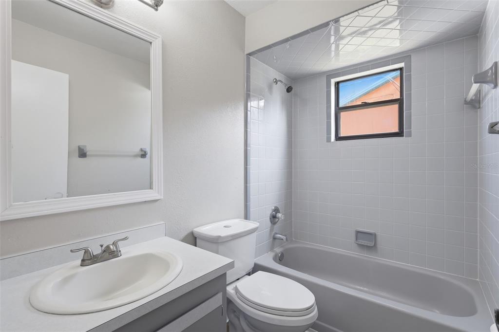 2009 Umbrella Tree Drive Edgewater, FL 32141 - Photo 37 of 44