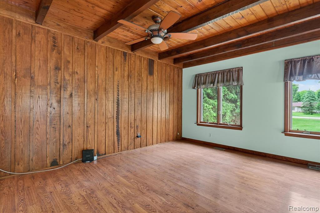 41303 Harris Road Belleville, MI 48111 - Photo 13 of 49