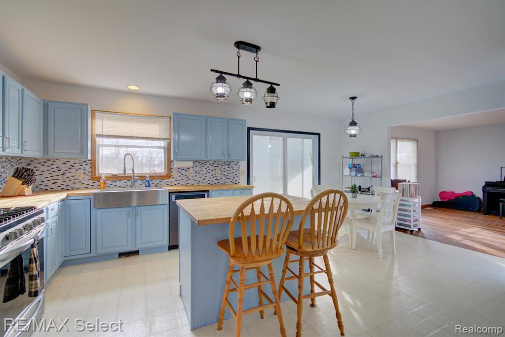 11431 Baldwin Road Gaines, MI 48436 - Photo 7 of 33