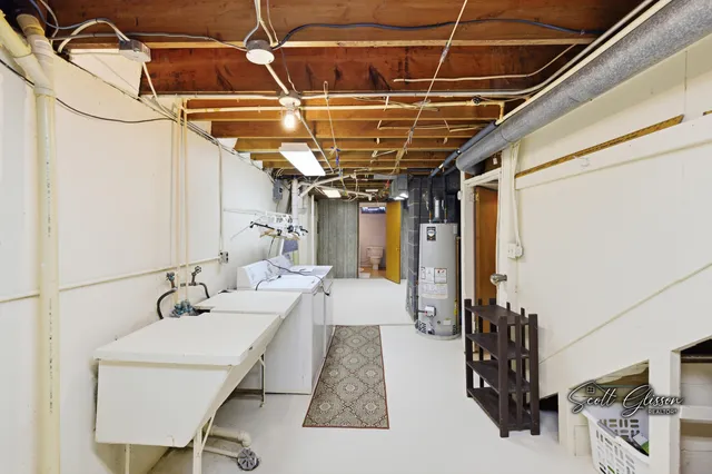 $319,000 | 1930 36th Street Southwest, Wyoming, MI 49519