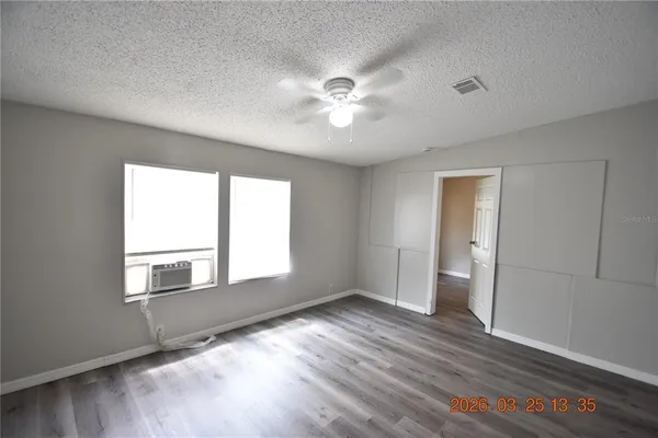 $1,725 | 7515 Symmes Road, Gibsonton, FL 33534