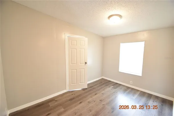 $1,725 | 7515 Symmes Road, Gibsonton, FL 33534