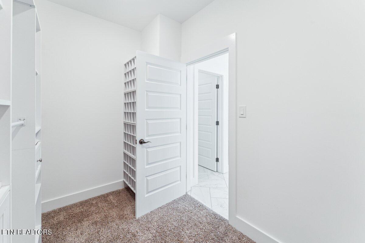 133 Black Oak Road Oak Ridge, TN 37830 - Photo 26 of 46 Master Closet A2