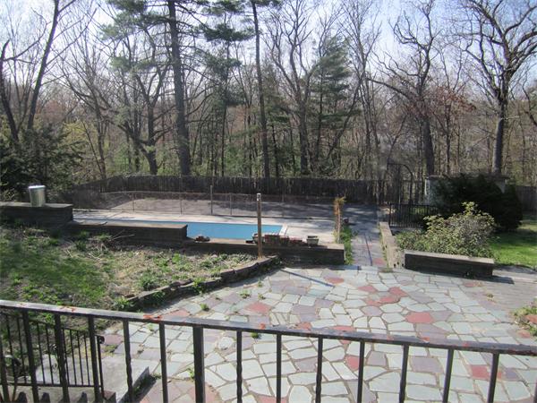 50 Ridgeway Circle Springfield, MA 01118 - Photo 4 of 4