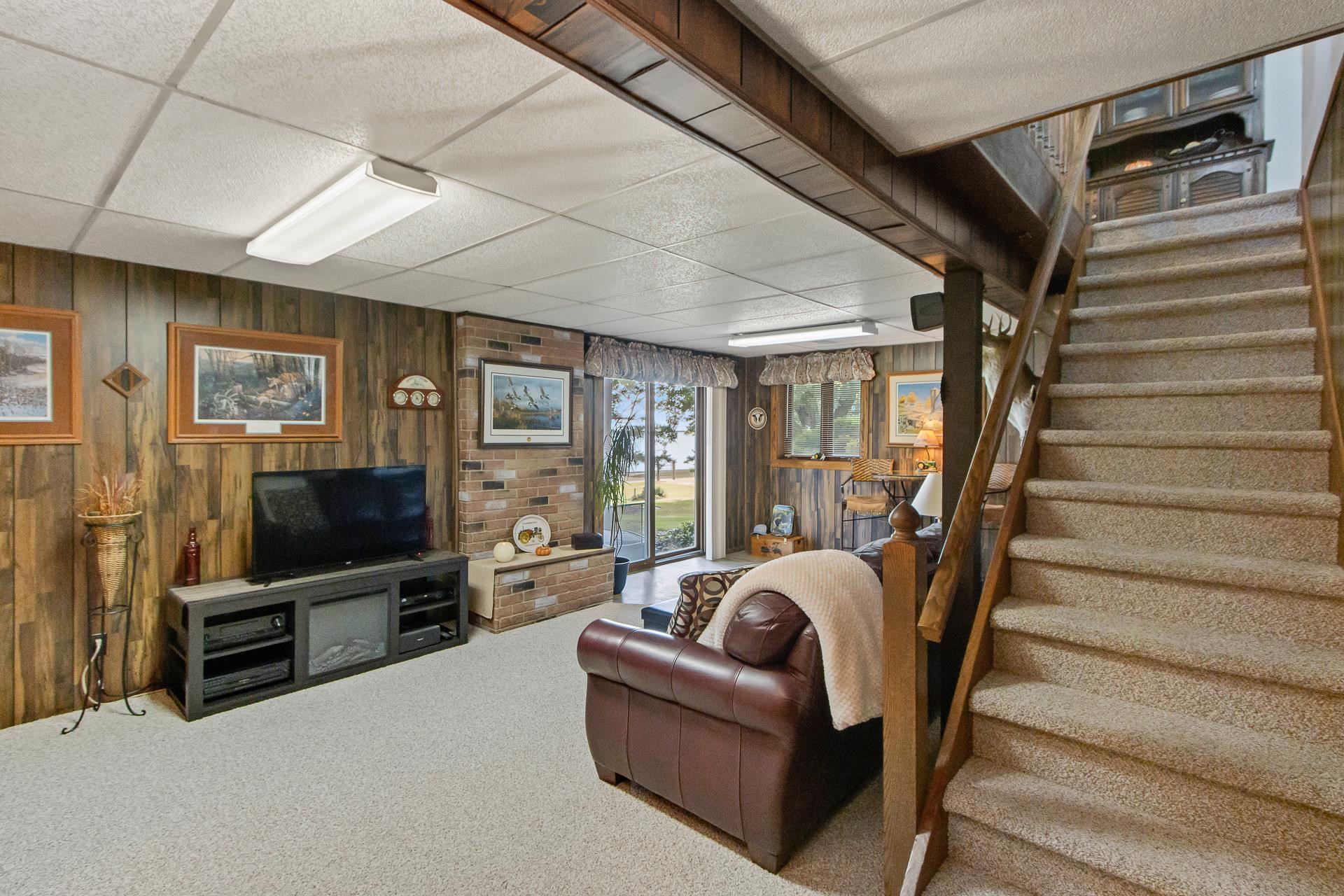 N9401 Hughes Road Belleville, WI 53508 - Photo 42 of 90 Gallery Image 42