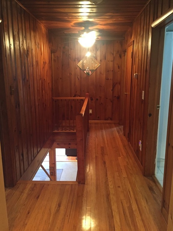 28 Sandy Beach Road Holland, MA 01521 - Photo 8 of 16