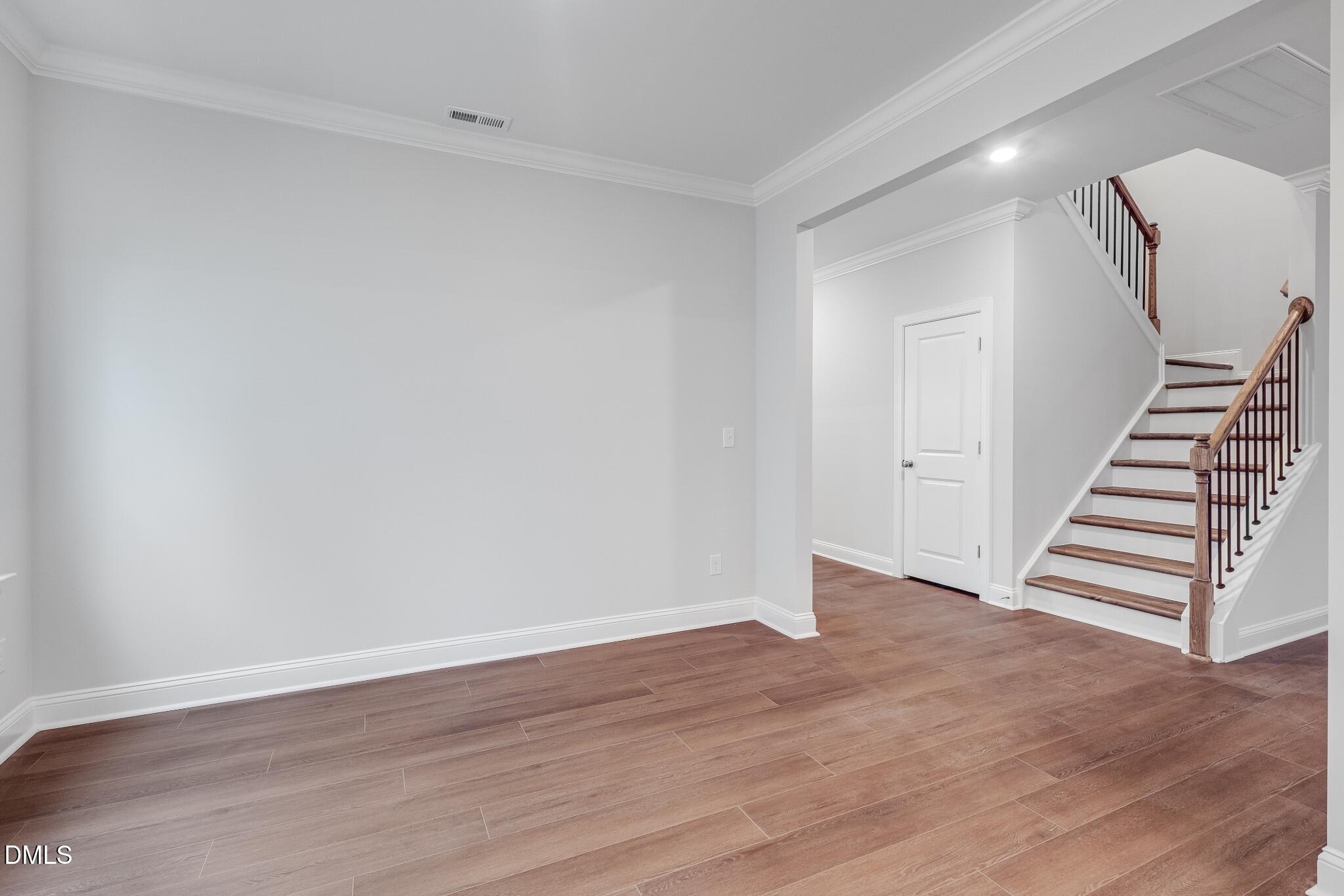 4326 Laurel Pond Way Raleigh, NC 27616 - Photo 5 of 33 SUN_Everlee_Pic_MayflowerIII_QMI_218_Din