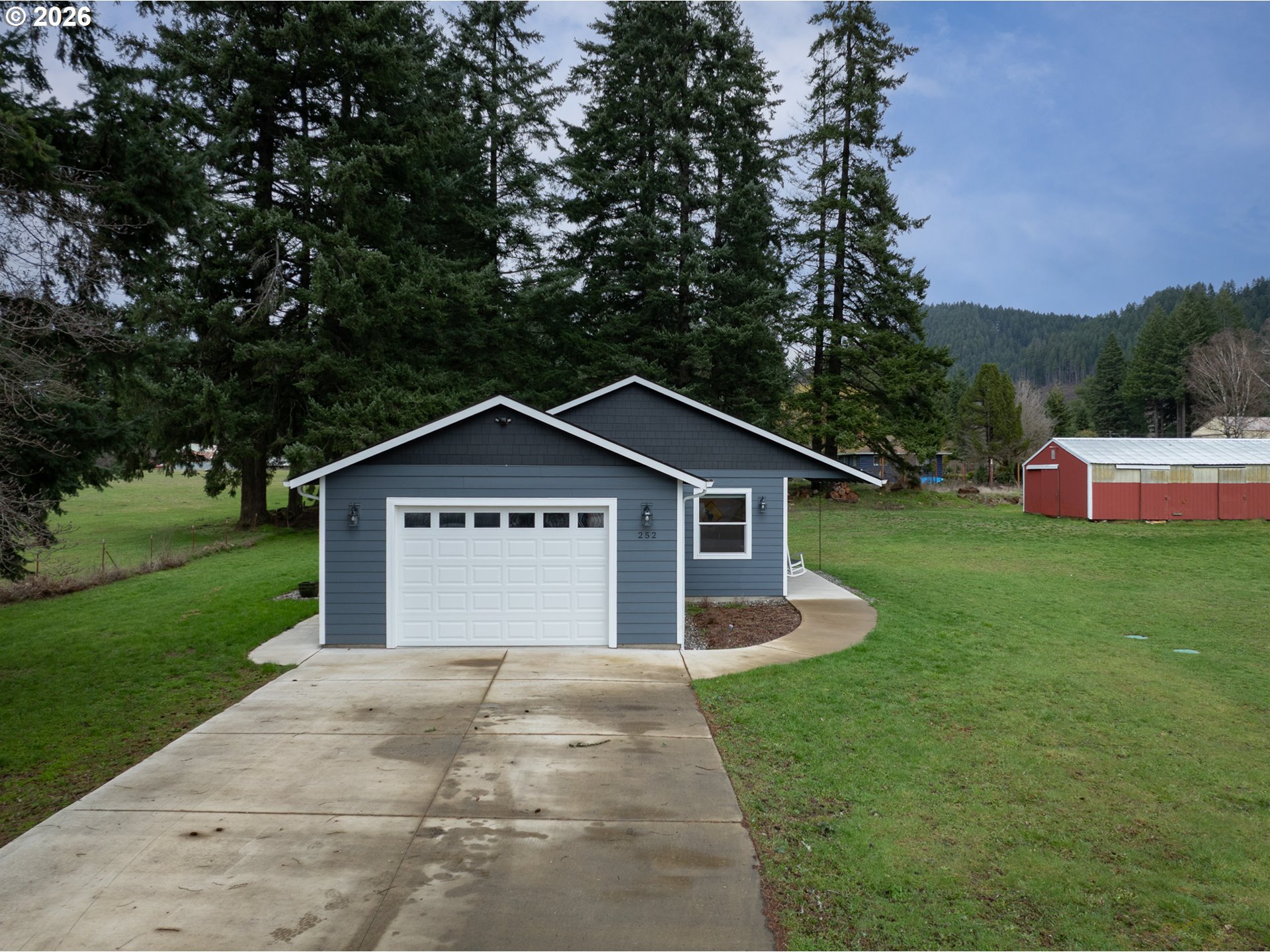 252 Estabrook Loop Carson, WA 98610 - Photo 17 of 23