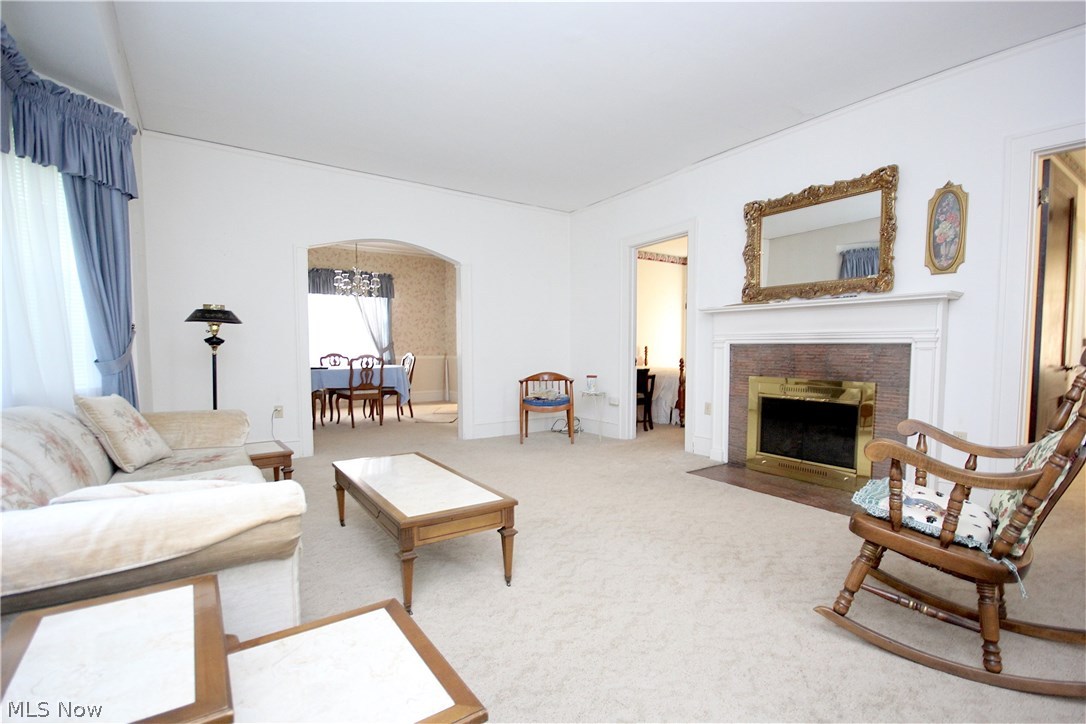 1104 Amherst Road Northeast Massillon, OH 44646 - Photo 5 of 13 Gallery Image 5