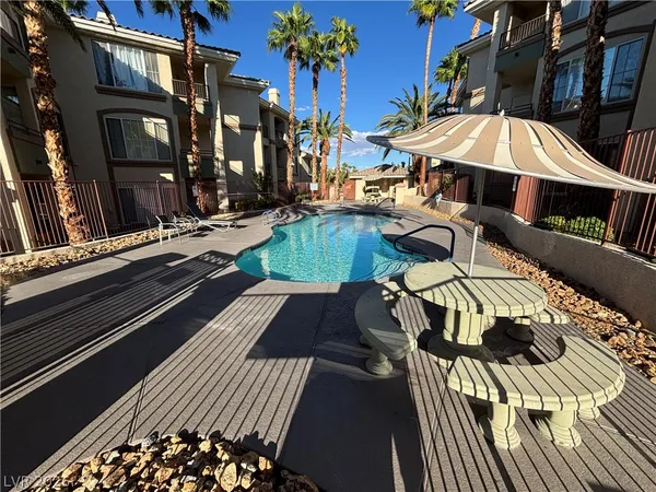 $1,375 | 7143 South Durango Drive, Unit 110, Las Vegas, NV 89113