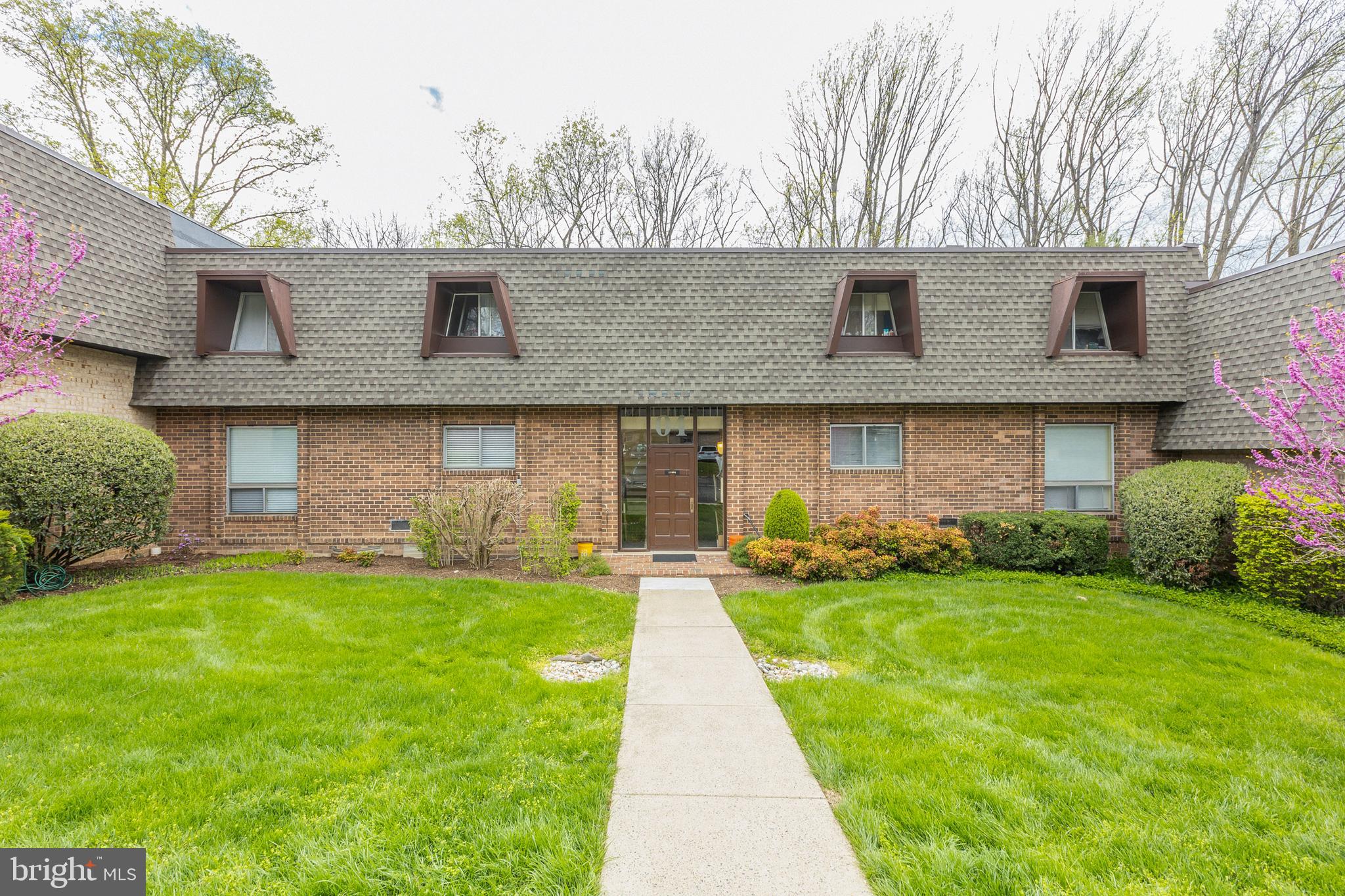 11604 Vantage Hill Road, Unit 1A Reston, VA 20190 - Photo 1 of 33 Gallery Image 1