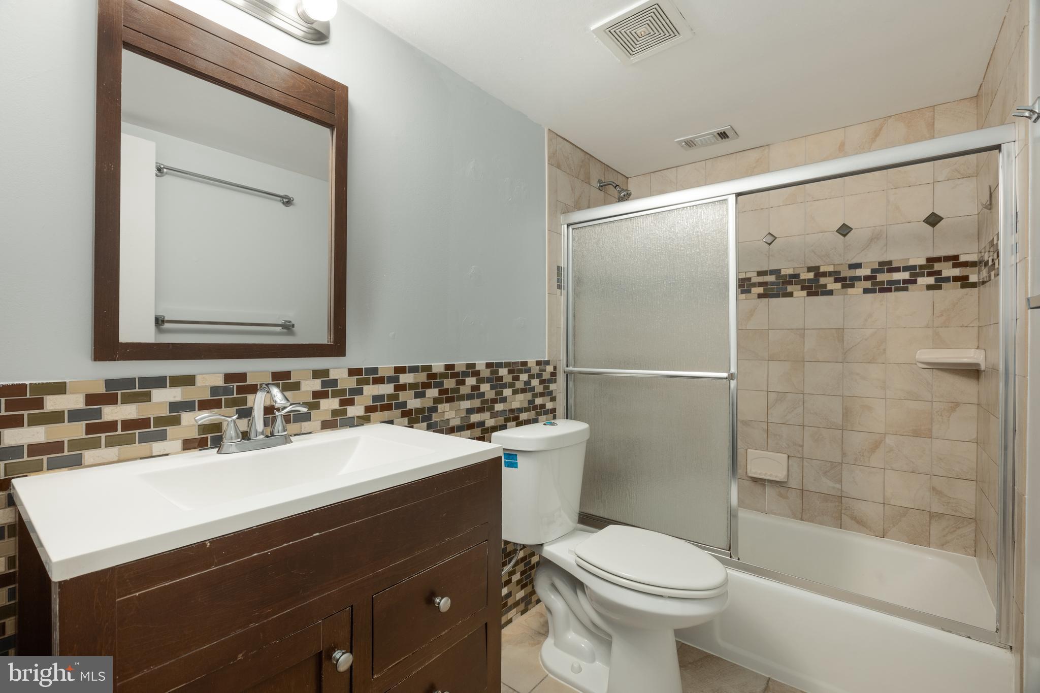11604 Vantage Hill Road, Unit 1A Reston, VA 20190 - Photo 17 of 33 Gallery Image 17