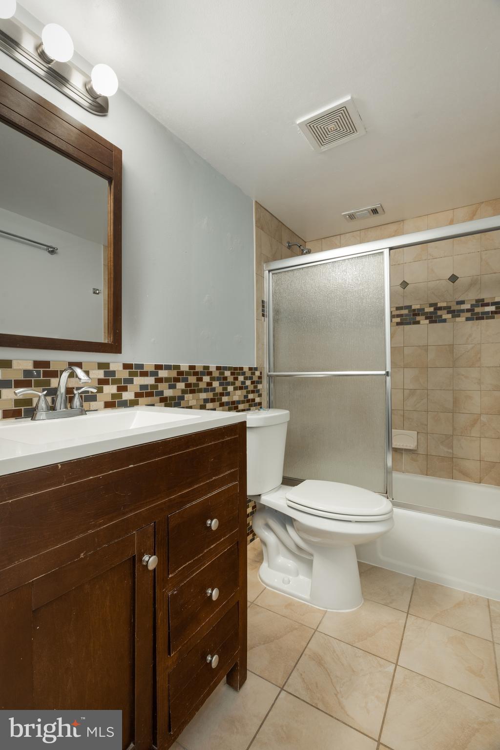 11604 Vantage Hill Road, Unit 1A Reston, VA 20190 - Photo 18 of 33 Gallery Image 18