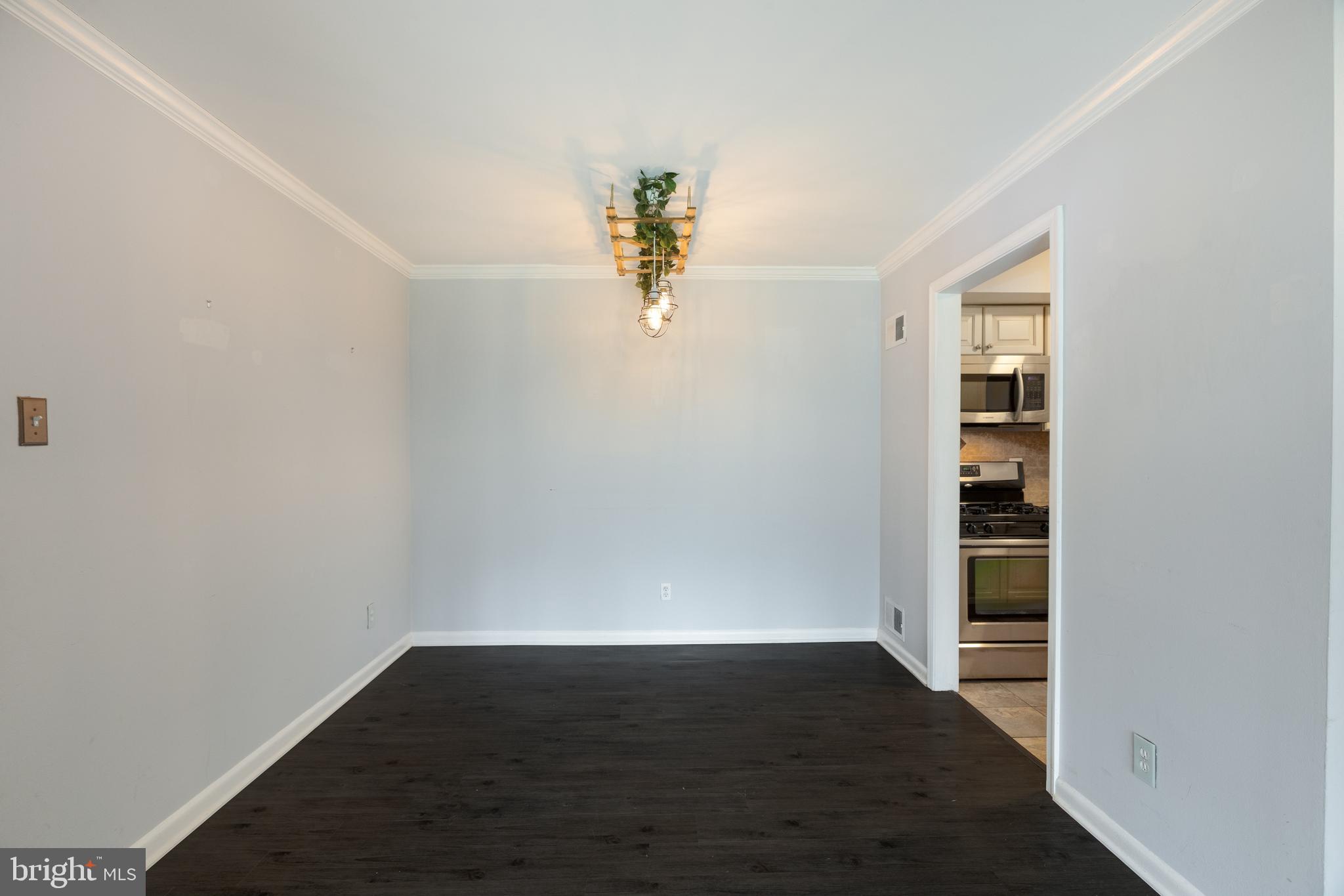 11604 Vantage Hill Road, Unit 1A Reston, VA 20190 - Photo 8 of 33 Gallery Image 8