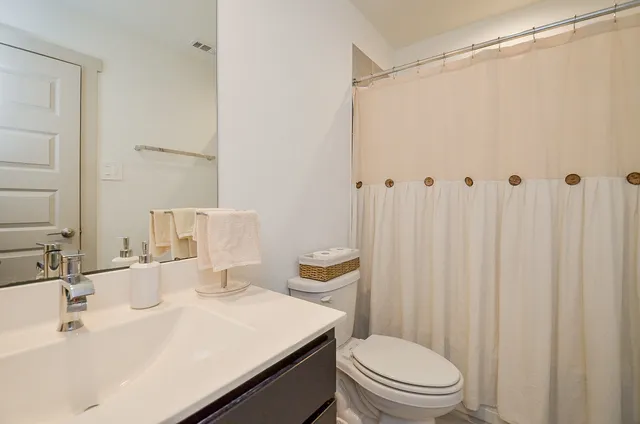 $345,000 | 13305 Lago Acero, La Marque, TX 77568