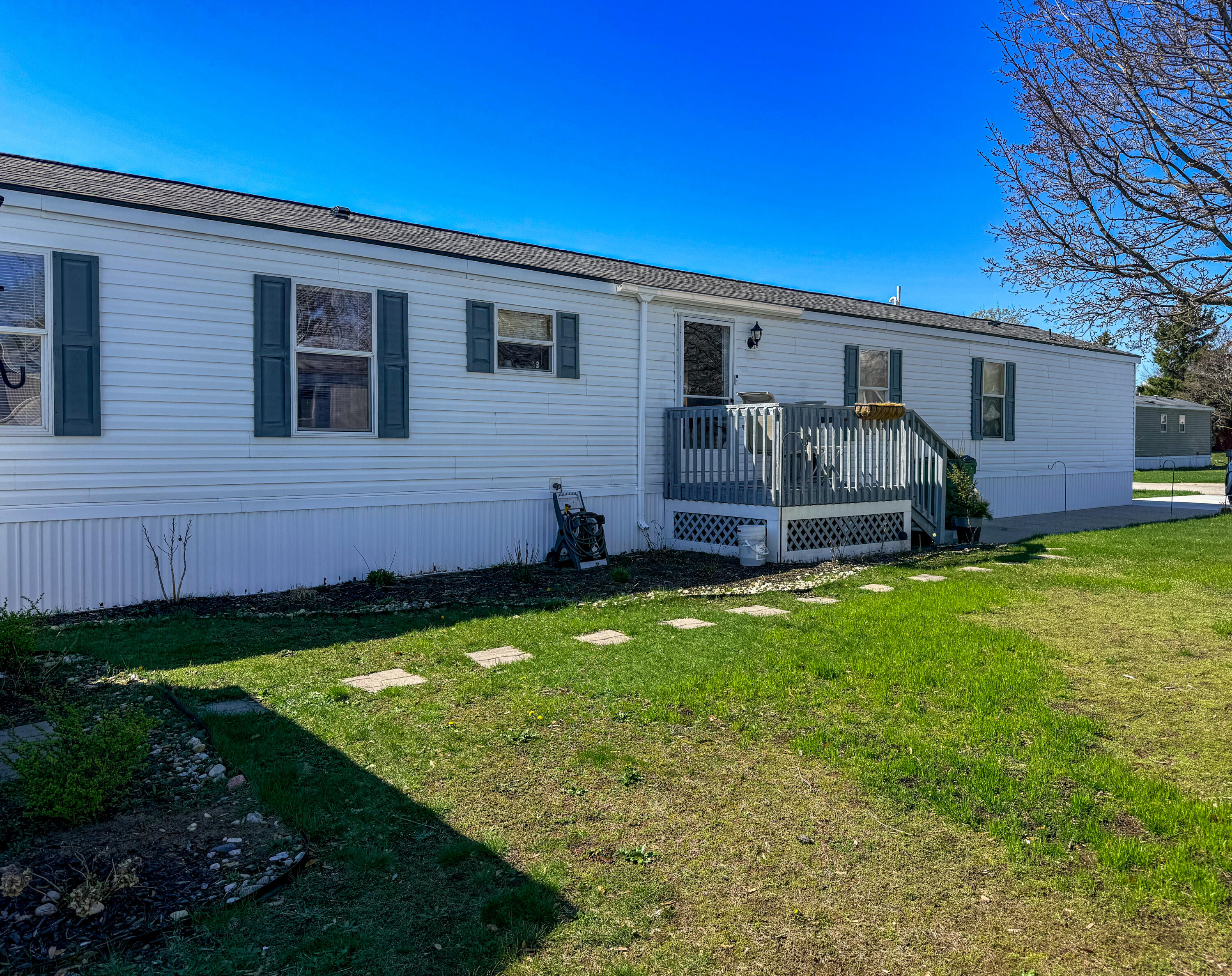 167 Maple Court Muskegon, MI 49445 - Photo 5 of 23 IMG_3222
