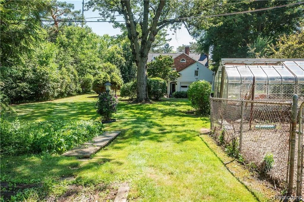 2031 Hampden Road Flint, MI 48503 - Photo 76 of 76 Gallery Image 76