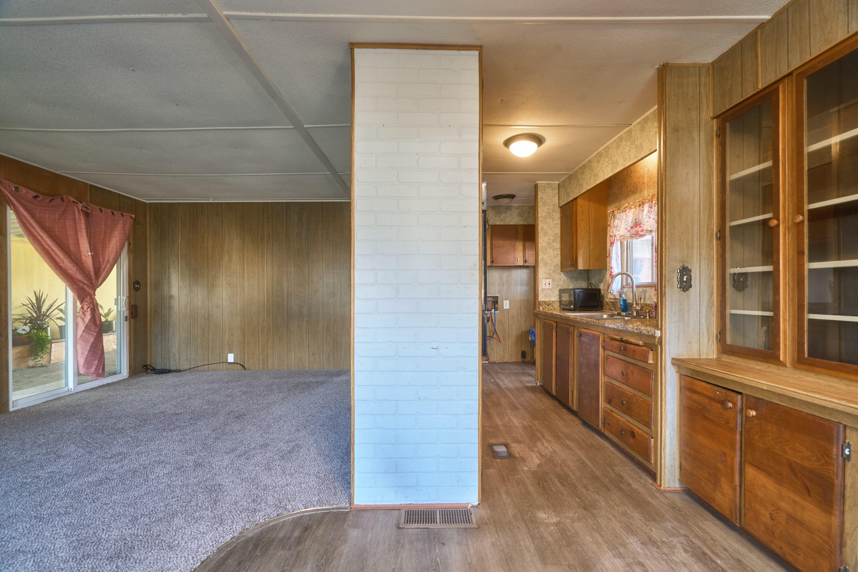 421 Stevens Road, Unit 14 Eagle Point, OR 97524 - Photo 11 of 26