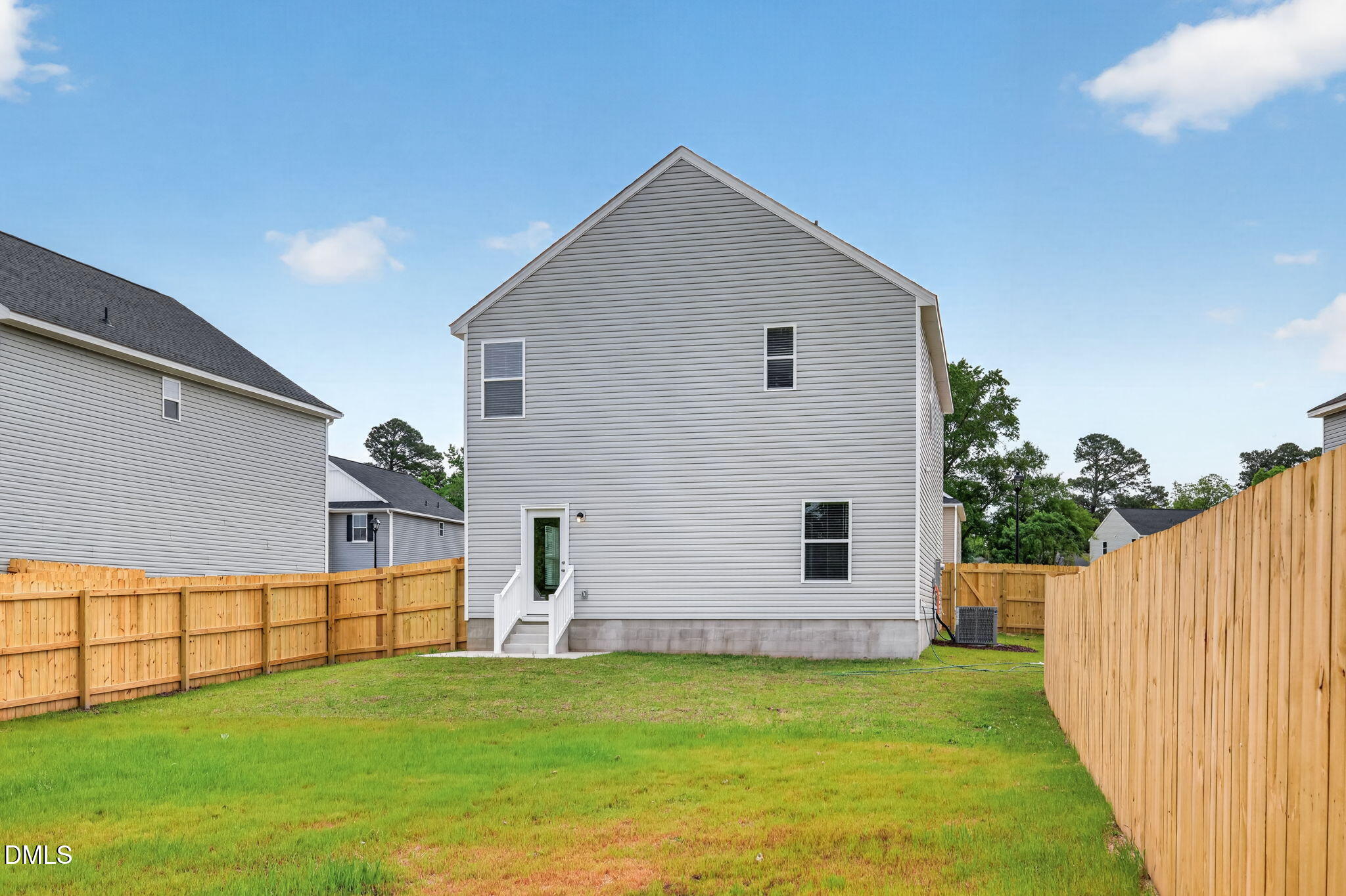 41 Stout Landing Dunn, NC 28334 - Photo 33 of 35