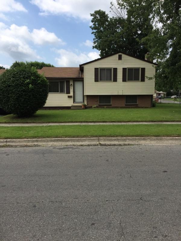 3347 Meridian Road Columbus, OH 43232 - Photo 1 of 25 Gallery Image 1