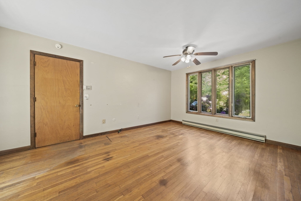 770 Shore Road Bourne, MA 02559 - Photo 10 of 37
