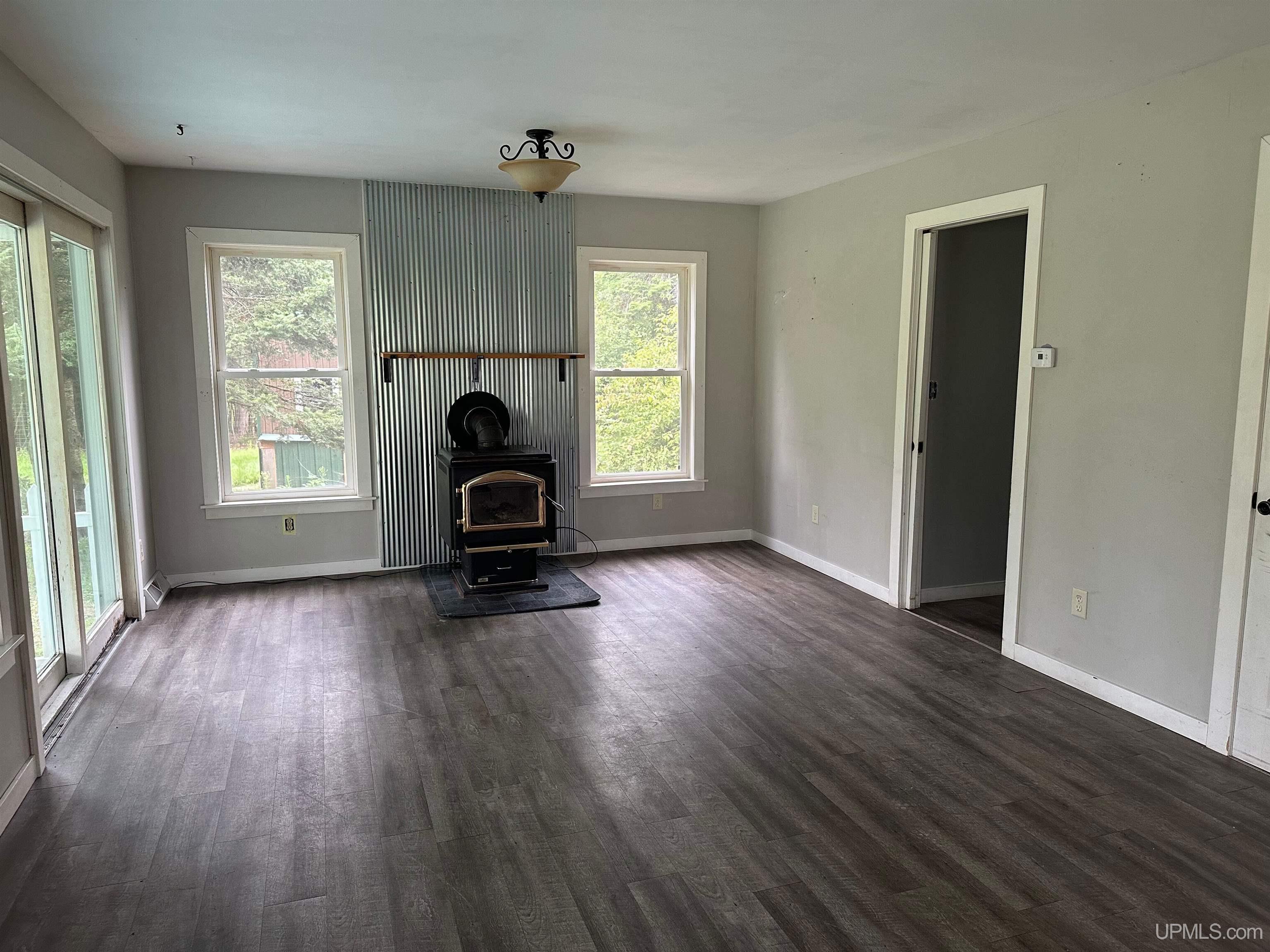 4411 10th Road Bark River, MI 49807 - Photo 5 of 8