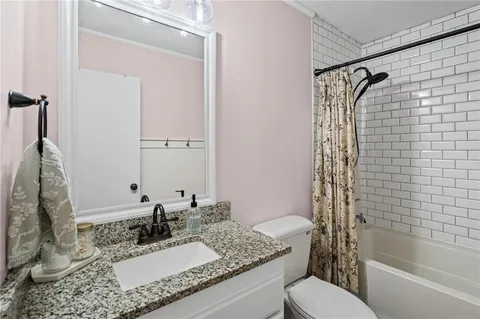 $250,000 | 9022 Grand Avenue, Kansas City, MO 64114