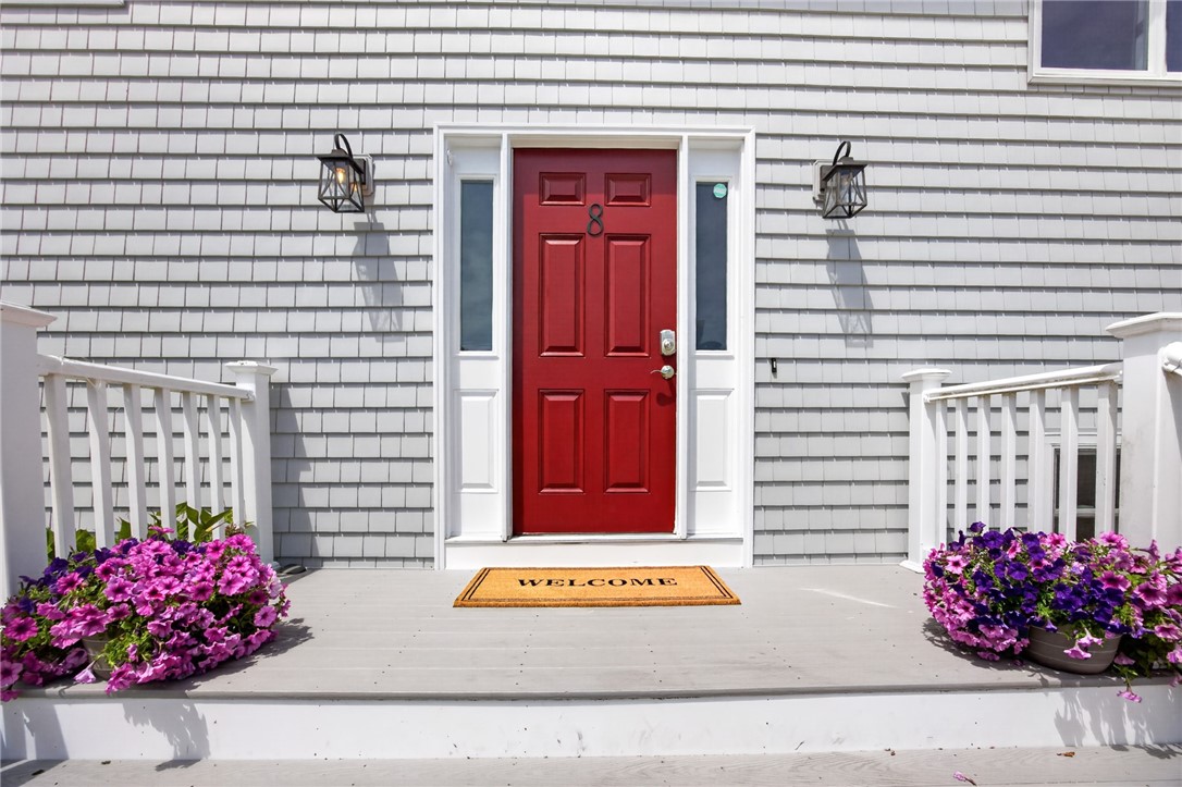 8 SW Road Narragansett, RI 02882 - Photo 3 of 42