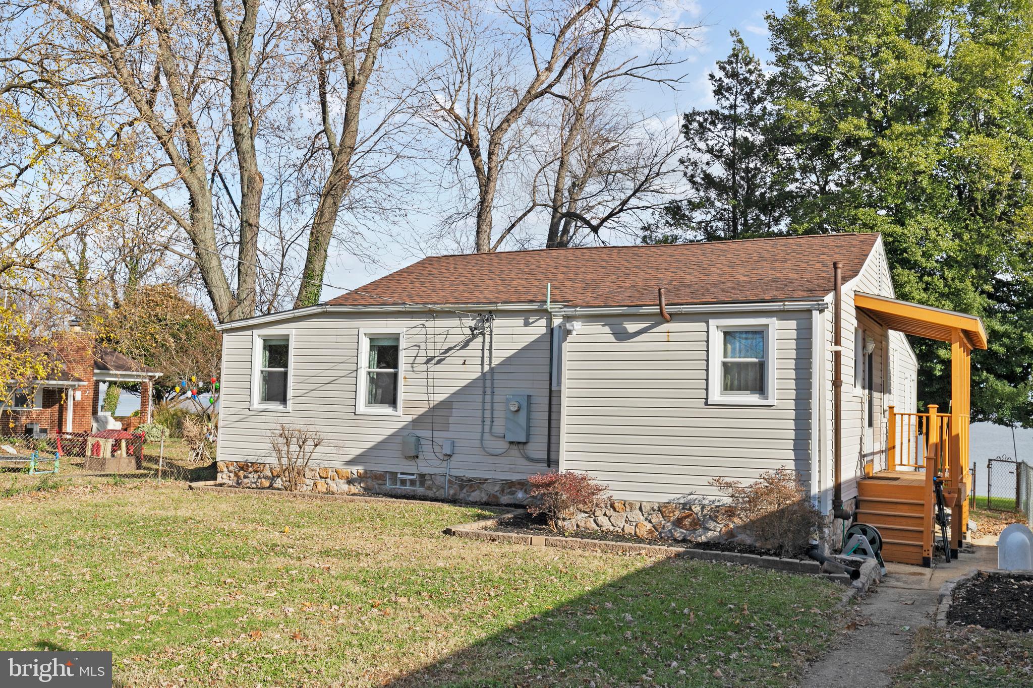 8569 Bay Road Pasadena, MD 21122 - Photo 36 of 41 Gallery Image 36