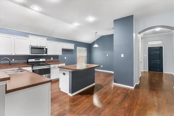 $270,000 | 1028 Kimbro Drive, Forney, TX 75126