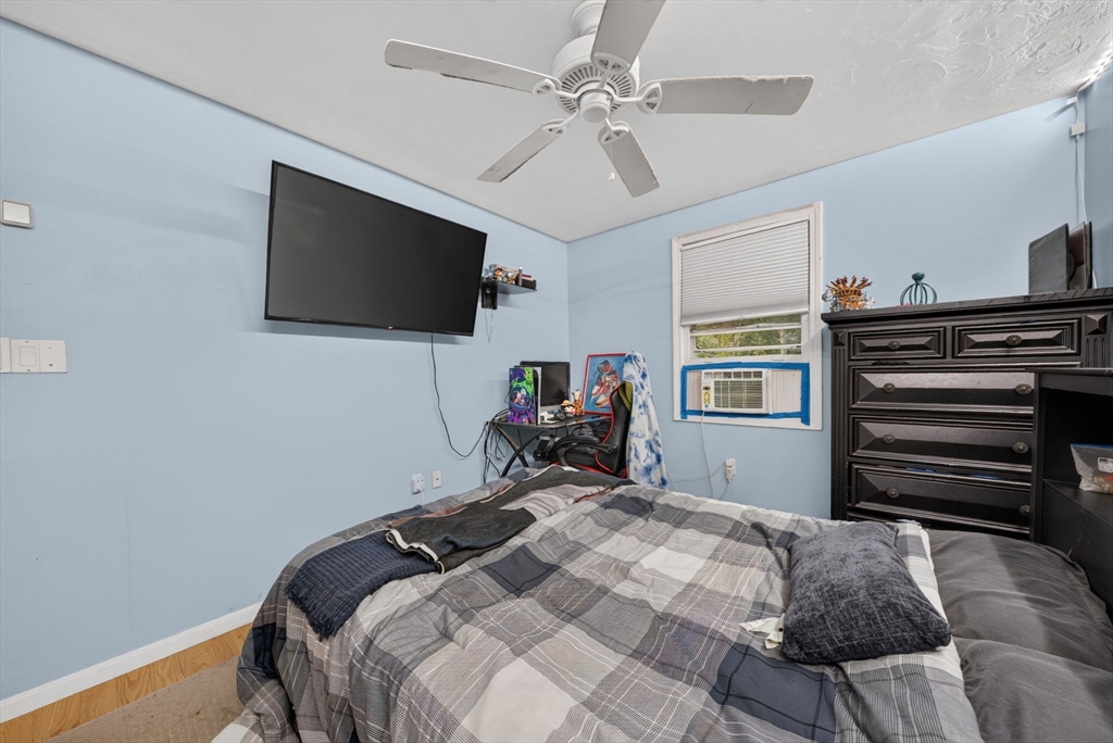 112 Bond Road Charlton, MA 01507 - Photo 23 of 40