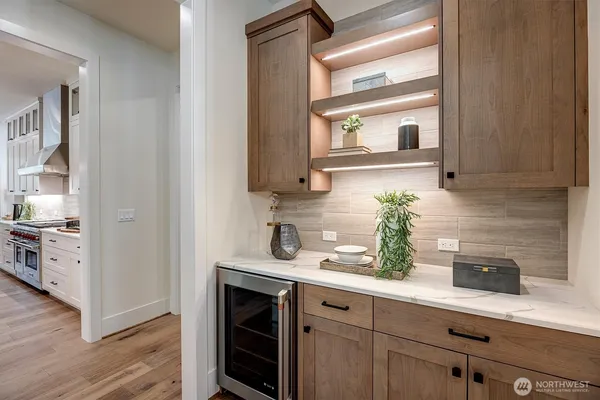 $2,325,000 | 43592 Southeast 145th Street, North Bend, WA 98045