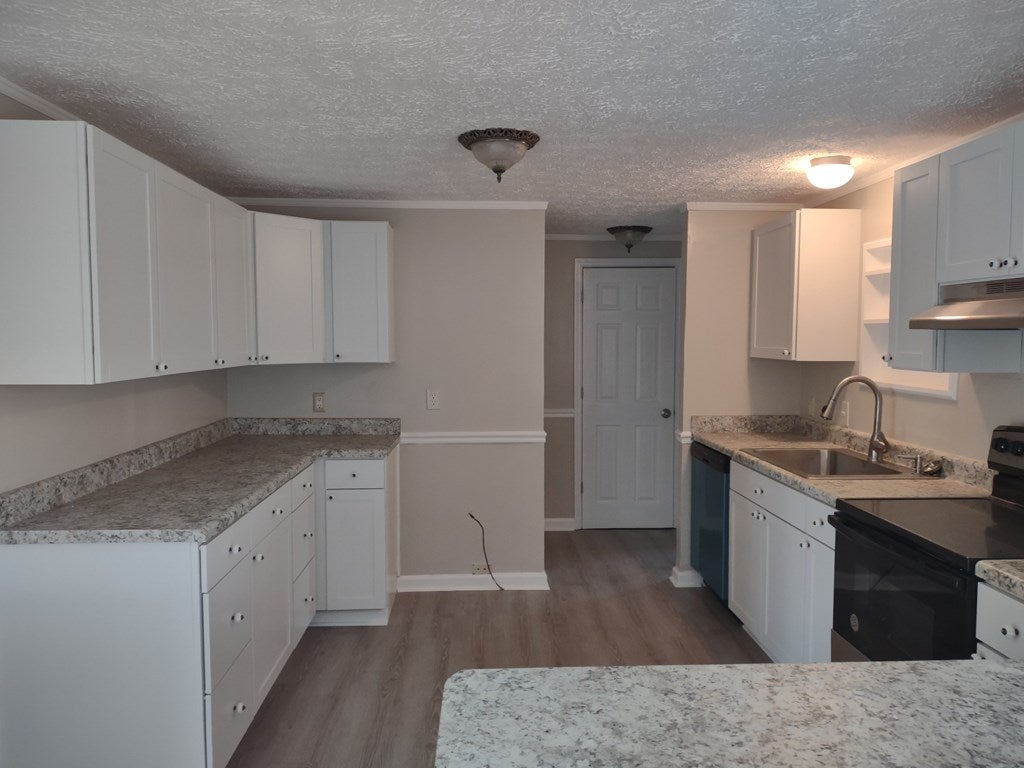 487 Pioneer Road Macon, GA 31217 - Photo 4 of 22 Gallery Image 4