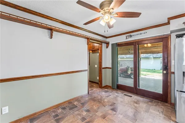 $275,000 | 1216 South St Louis Street, Concordia, MO 64020