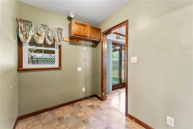 $275,000 | 1216 South St Louis Street, Concordia, MO 64020