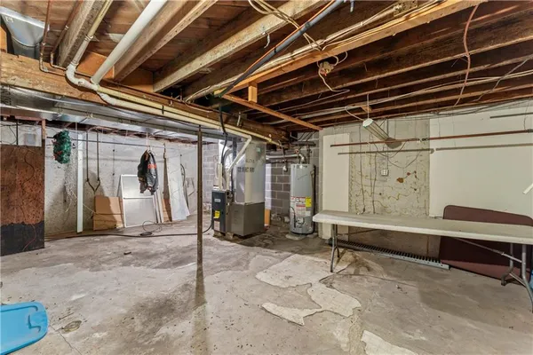 $275,000 | 1216 South St Louis Street, Concordia, MO 64020