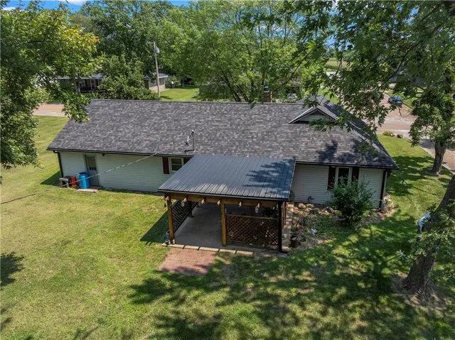 $275,000 | 1216 South St Louis Street, Concordia, MO 64020