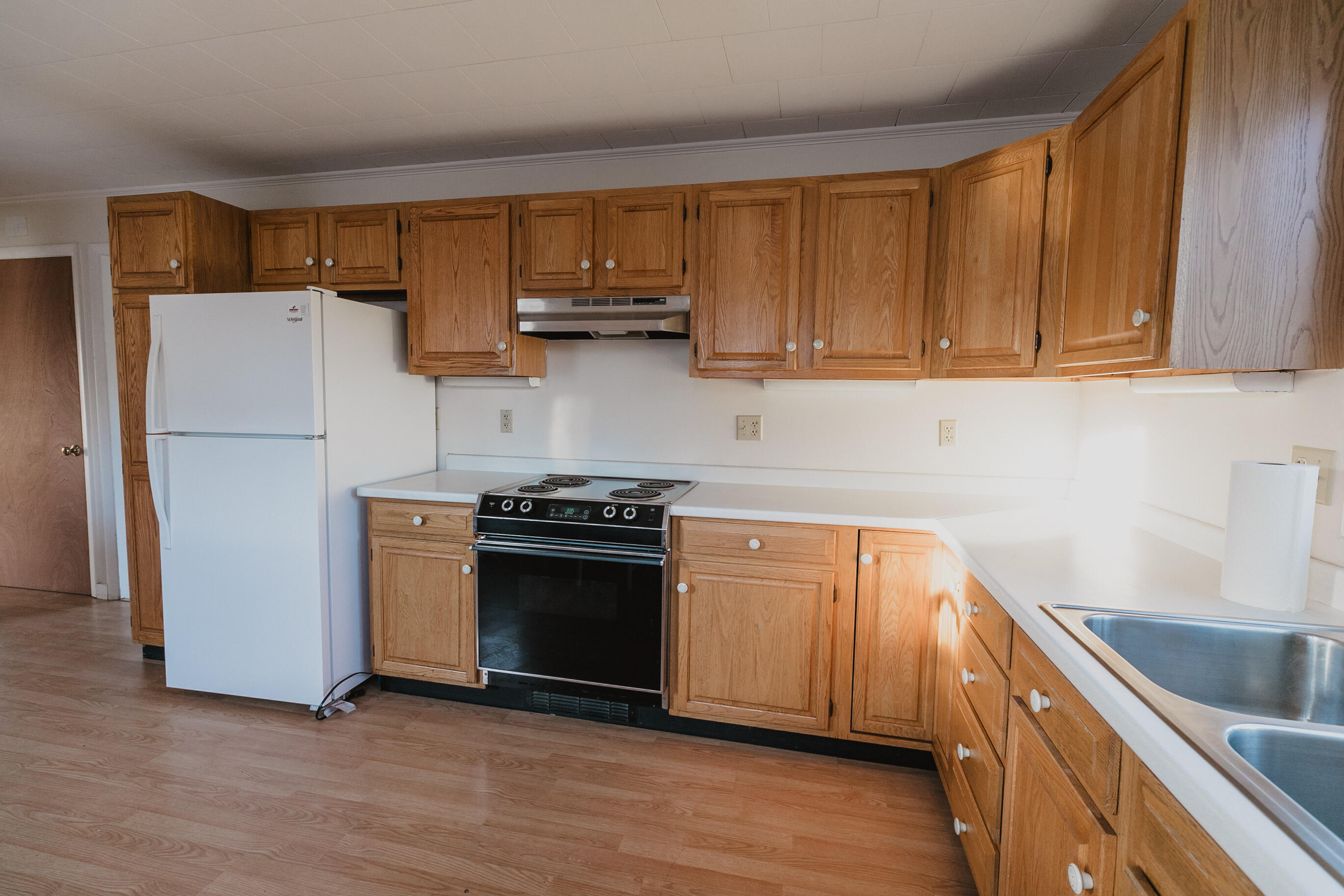 47 Eastern Avenue Brewer, ME 04412 - Photo 9 of 36 Brewer_Nov_2023-11