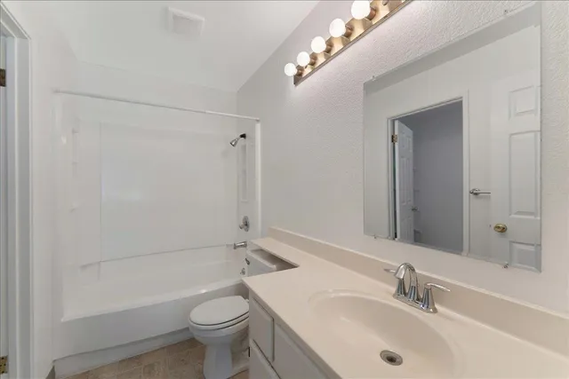 $499,000 | 2004 La Terrace Circle, San Jose, CA 95123