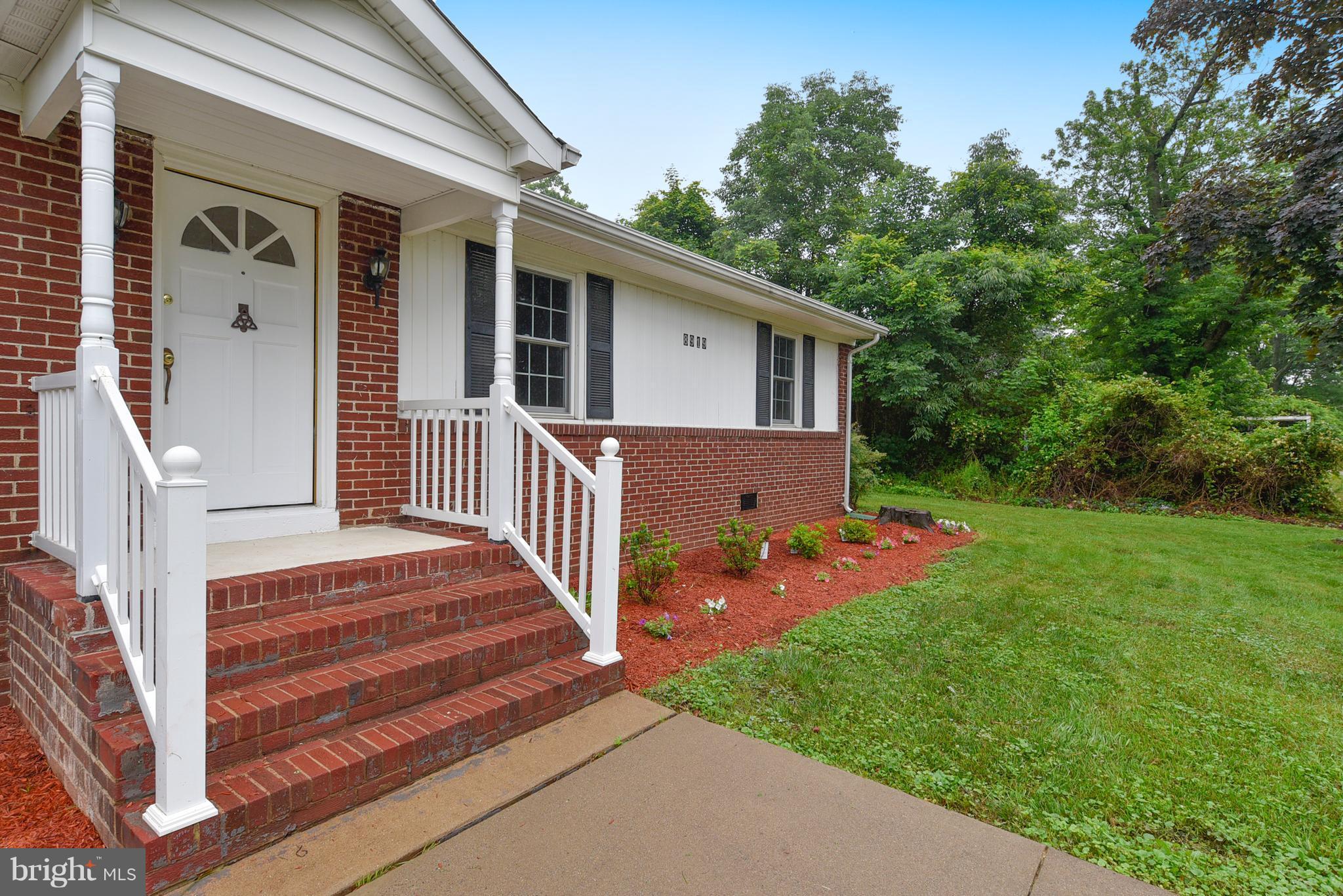 8919 Sudley Road Manassas, VA 20110 - Photo 14 of 26 Welcome!