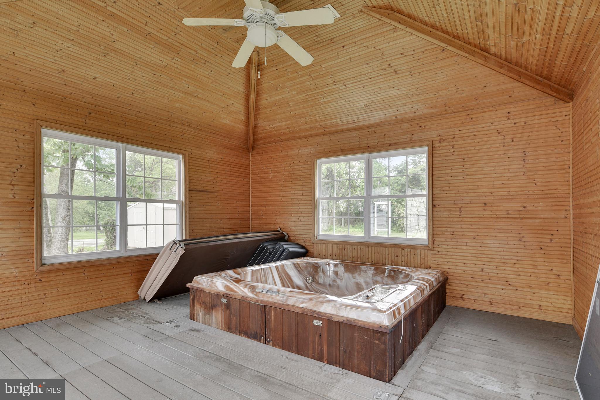 8919 Sudley Road Manassas, VA 20110 - Photo 17 of 26 Hot tub conveys!