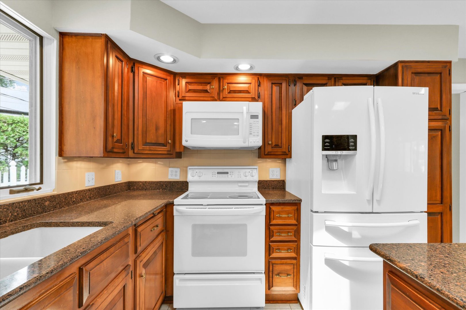 1711 Ridge Road Champaign, IL 61821 - Photo 21 of 49 Gallery Image 21