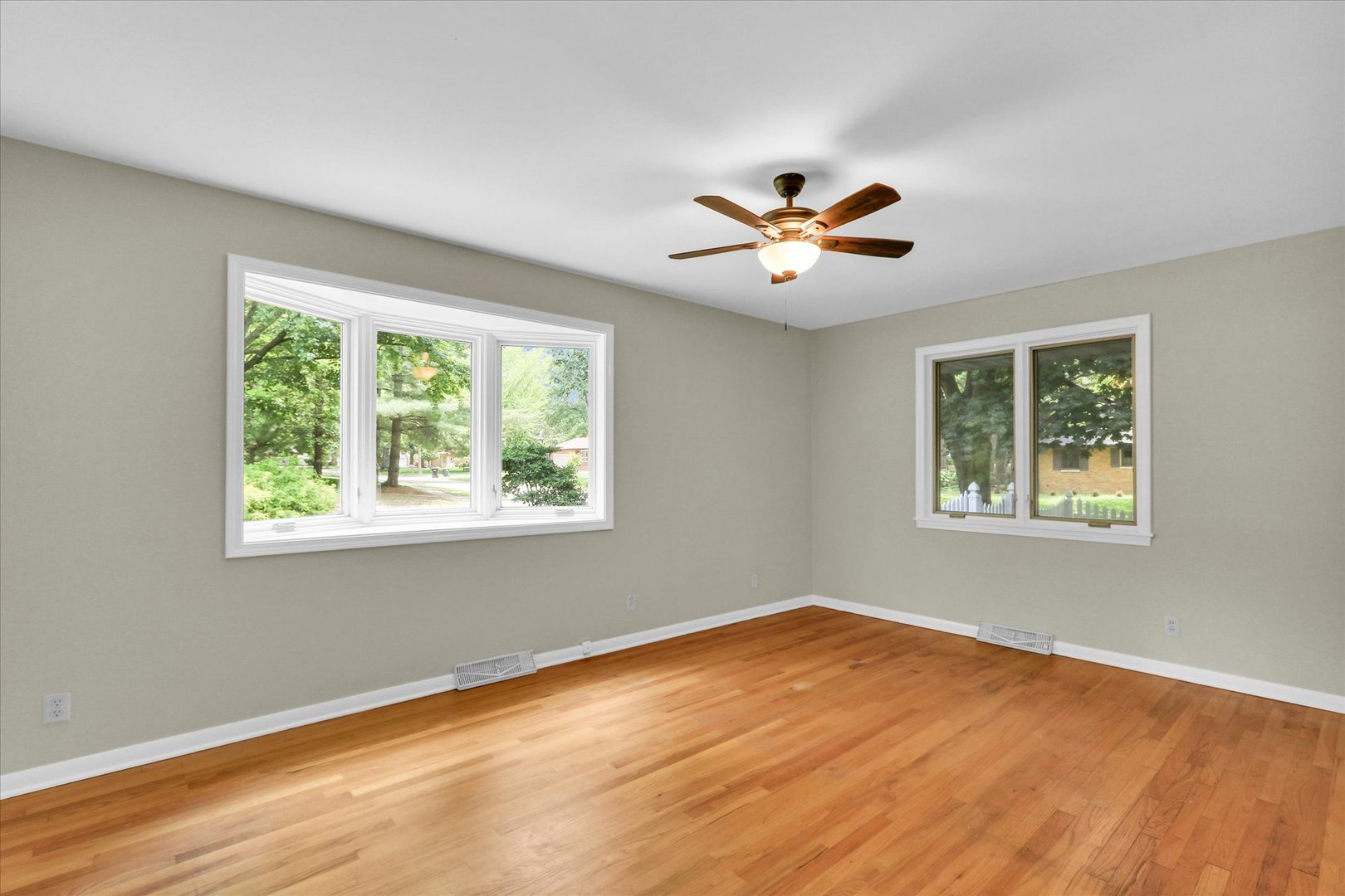 1711 Ridge Road Champaign, IL 61821 - Photo 37 of 49 Gallery Image 37