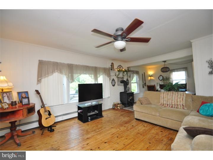 4267 Gradwohl Switch Road Nazareth, PA 18064 - Photo 3 of 25 Gallery Image 3