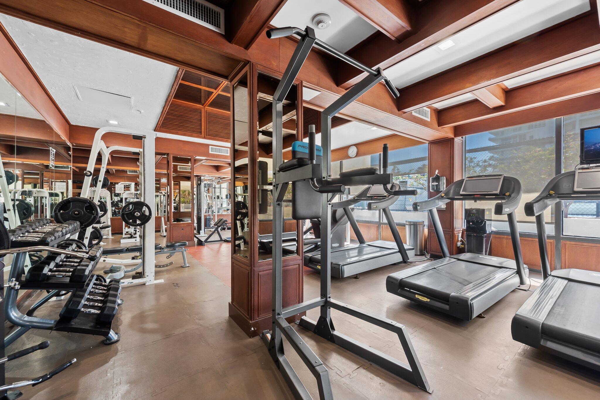 600 Northeast 36th Street, Unit 606 Miami, FL 33137 - Photo 23 of 24 Amenities