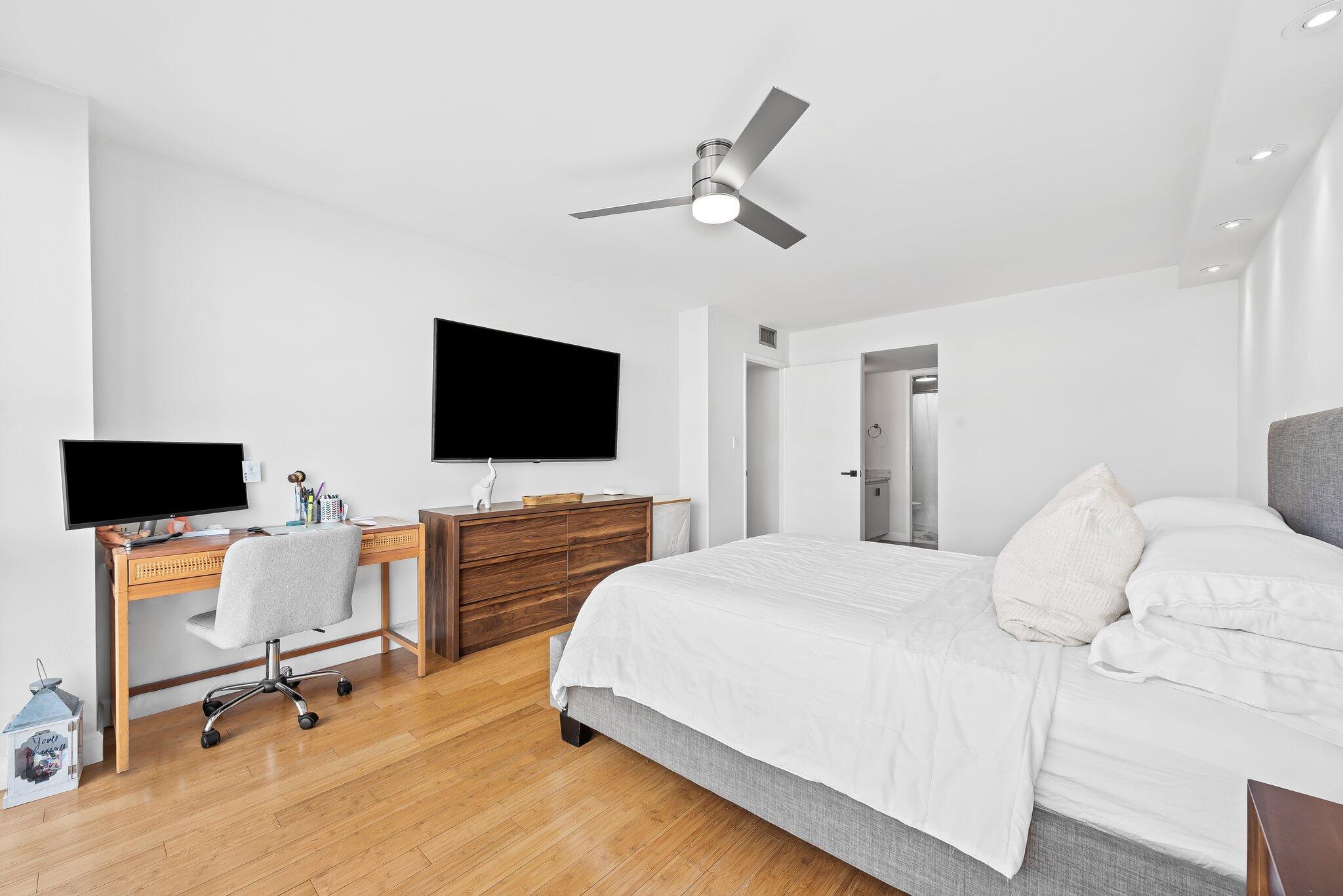 600 Northeast 36th Street, Unit 606 Miami, FL 33137 - Photo 9 of 24 Primary