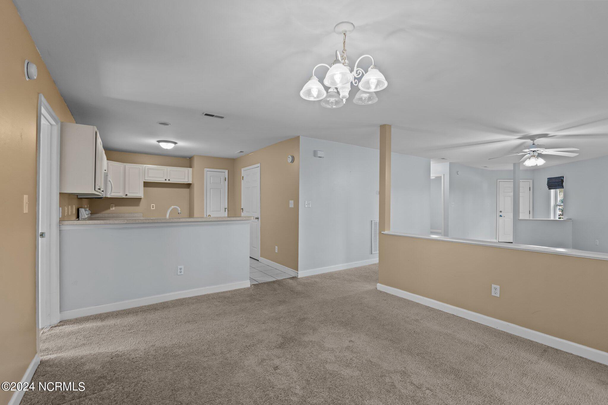 404 Commerce Avenue, Unit B Morehead City, NC 28557 - Photo 8 of 46 Dining Room